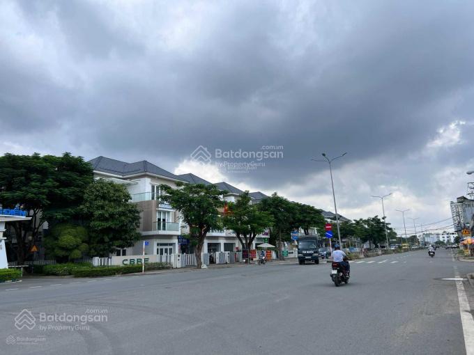 Bán mặt tiền đường Liên Phường, phường Phú Hữu, TP Thủ Đức, DT 5400m2